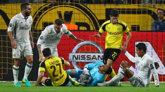 El partido entre el Borussia Dortmund y el Real Madrid en los minutos finales El partido entre el Borussia Dortmund y el Real Madrid en los minutos finales