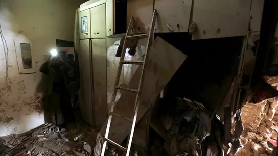 Vivienda destrozada por un bombardeo Vivienda destrozada por un bombardeo