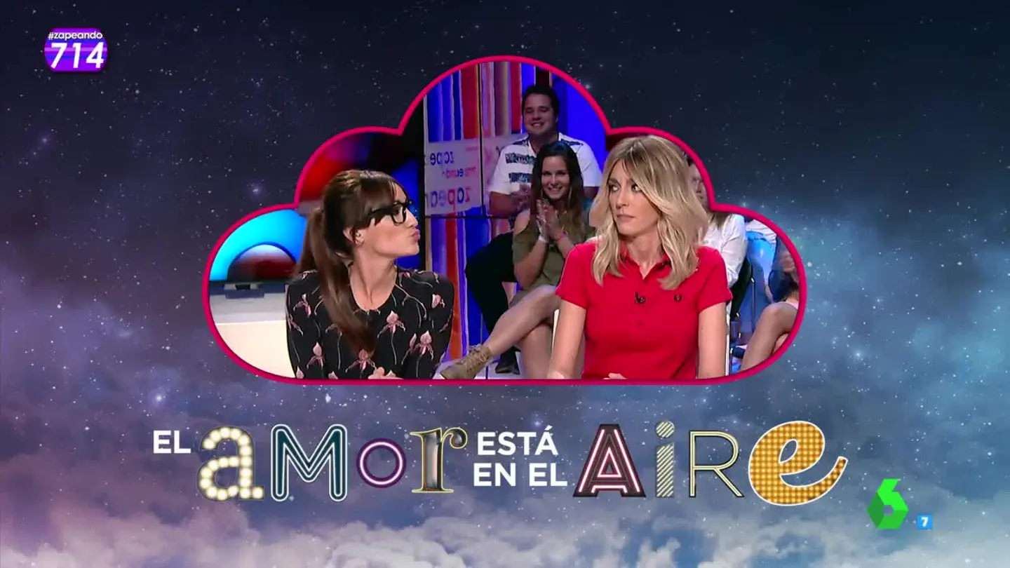 Anna Simon y Ana Morgade, las elegidas para darse un beso Anna Simon y Ana Morgade, las elegidas para darse un beso