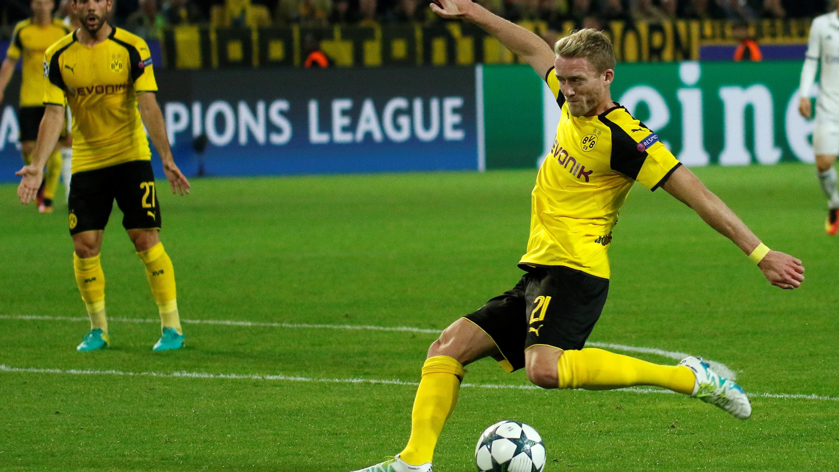 Schürrle marcando el 2-2 en su choque ante Madrid. Schürrle marcando el 2-2 en su choque ante Madrid.