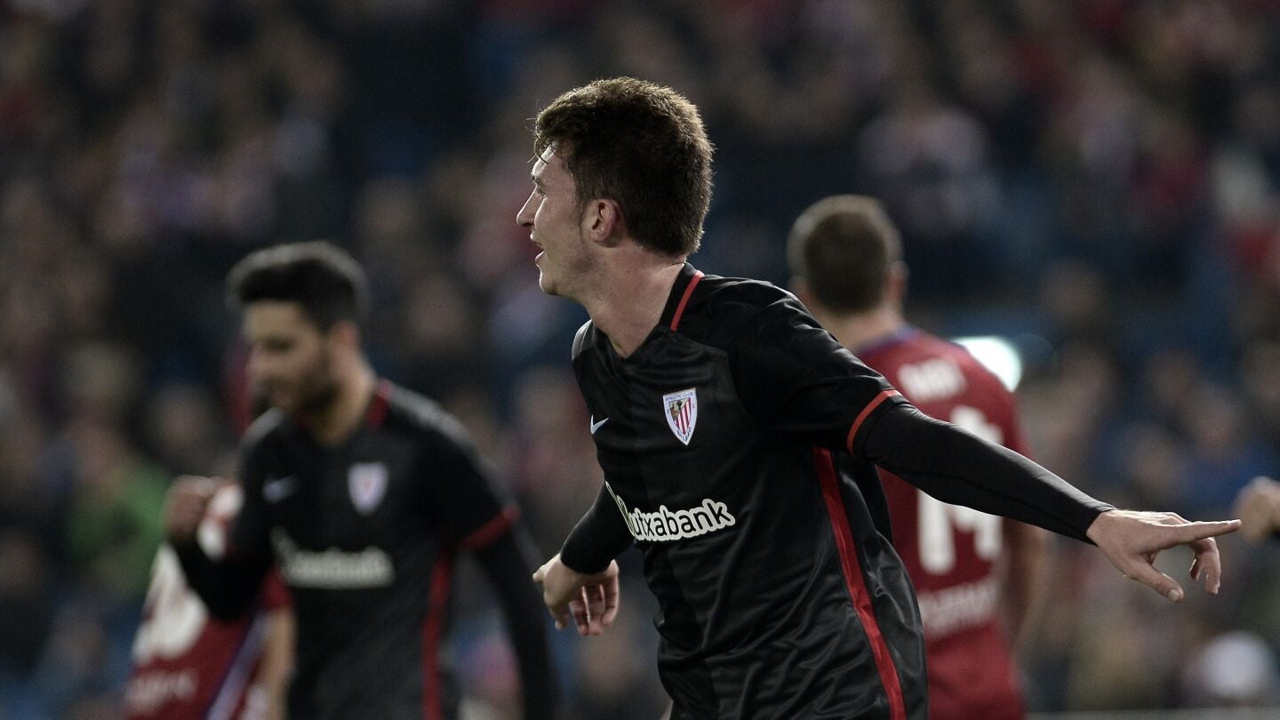 Laporte celebra un gol con el Athletic
