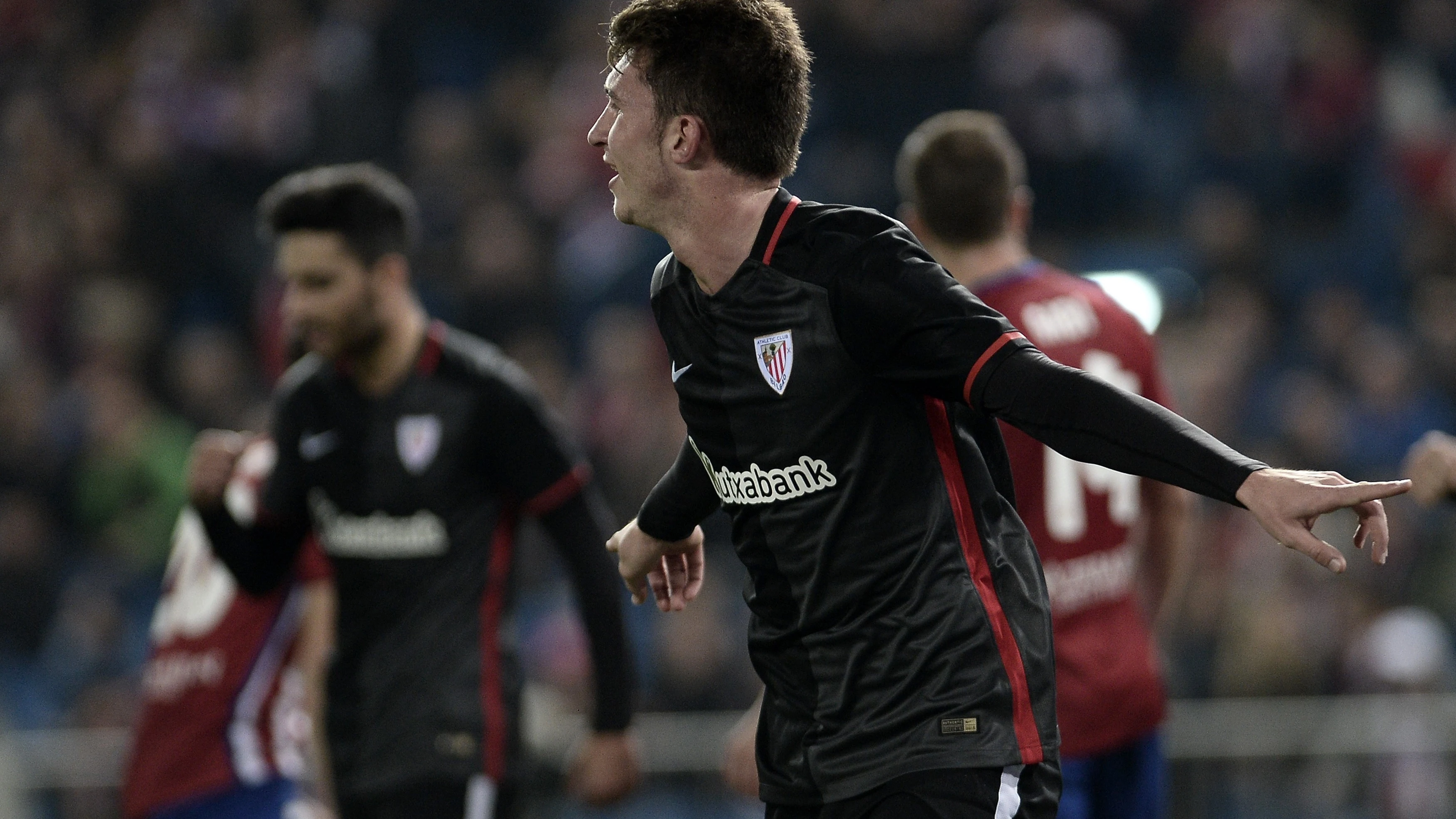 Laporte celebra un gol con el Athletic