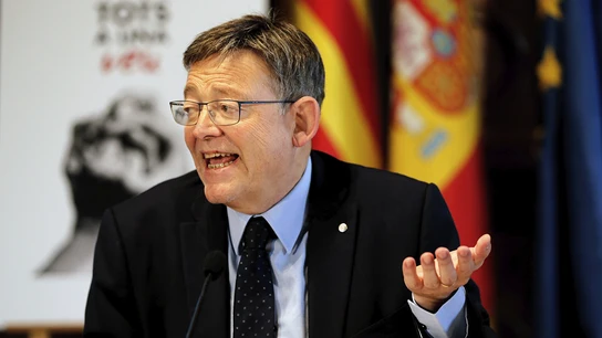 Ximo Puig en un encuentro con periodistas Ximo Puig en un encuentro con periodistas