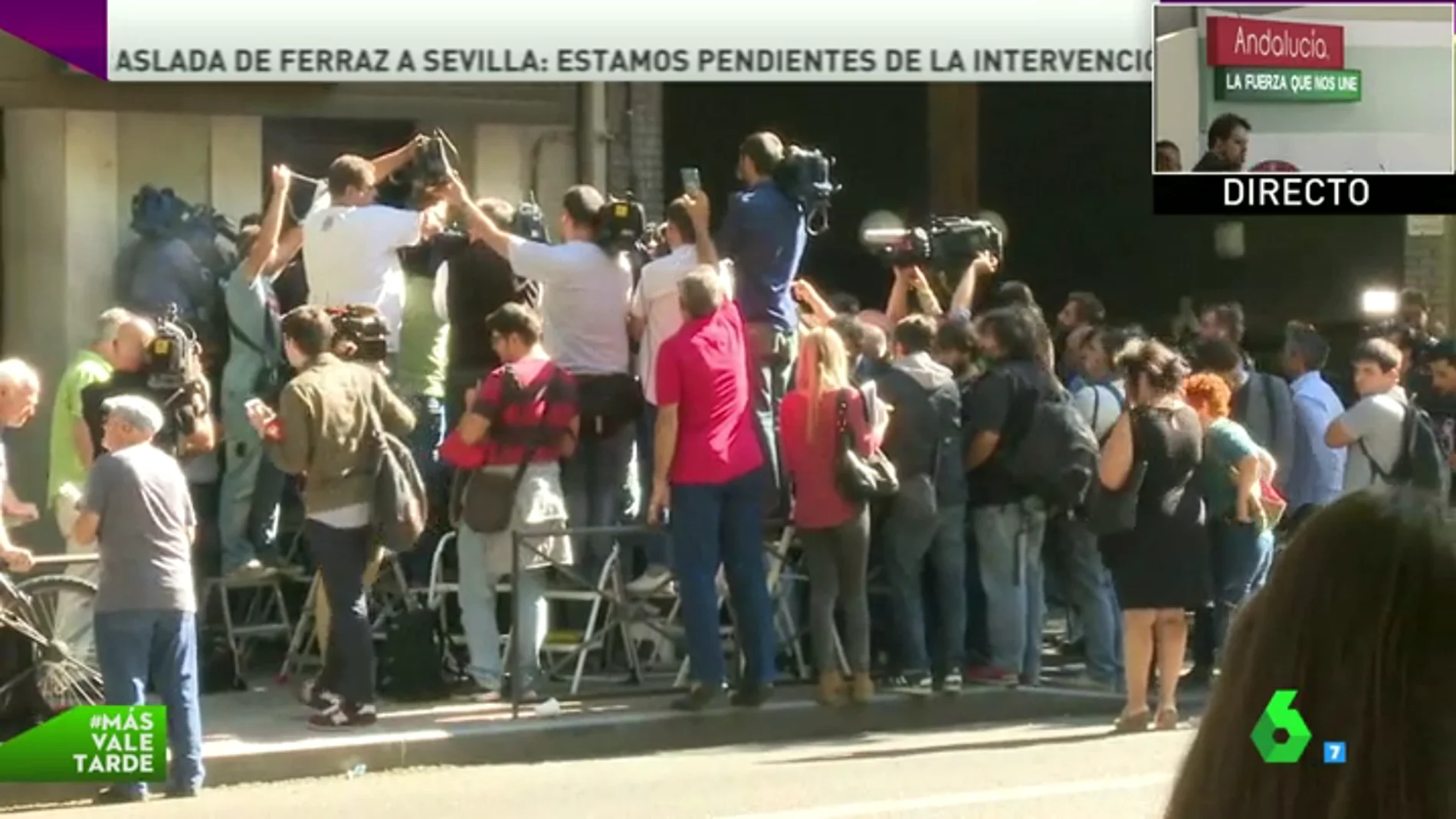 Frame 2.945497 de: De los despachos a la calle, la guerra interna del PSOE convierte a Ferraz en el epicentro de la política