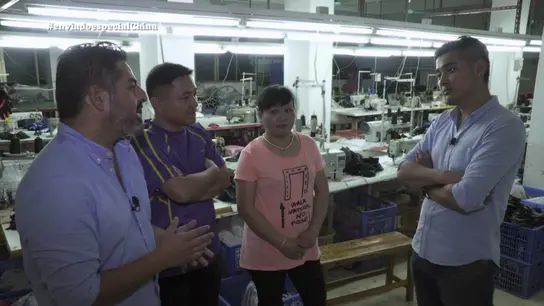 Jalis de la Serna entrevista a una madre china Jalis de la Serna entrevista a una madre china