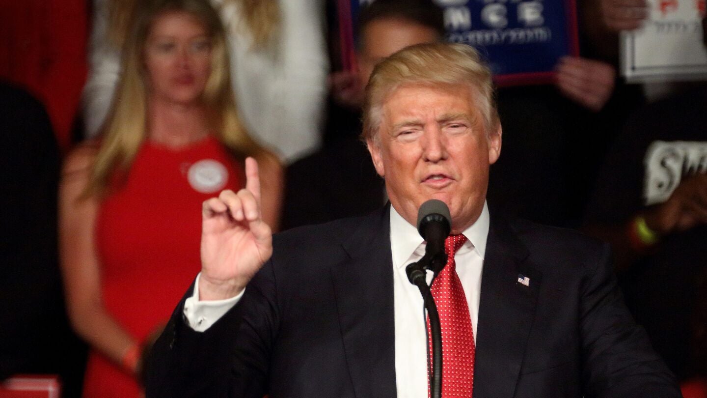 El empresario y candidato presidencial por el partido republicano estadounidense, Donald Trump