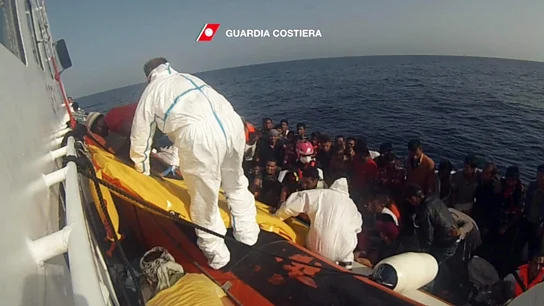 Rescate de migrantes en el Mediterráneo Rescate de migrantes en el Mediterráneo