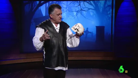 El Gran Wyoming se mete en la piel del célebre personaje de Shakespeare, Hamlet El Gran Wyoming se mete en la piel del célebre personaje de Shakespeare, Hamlet