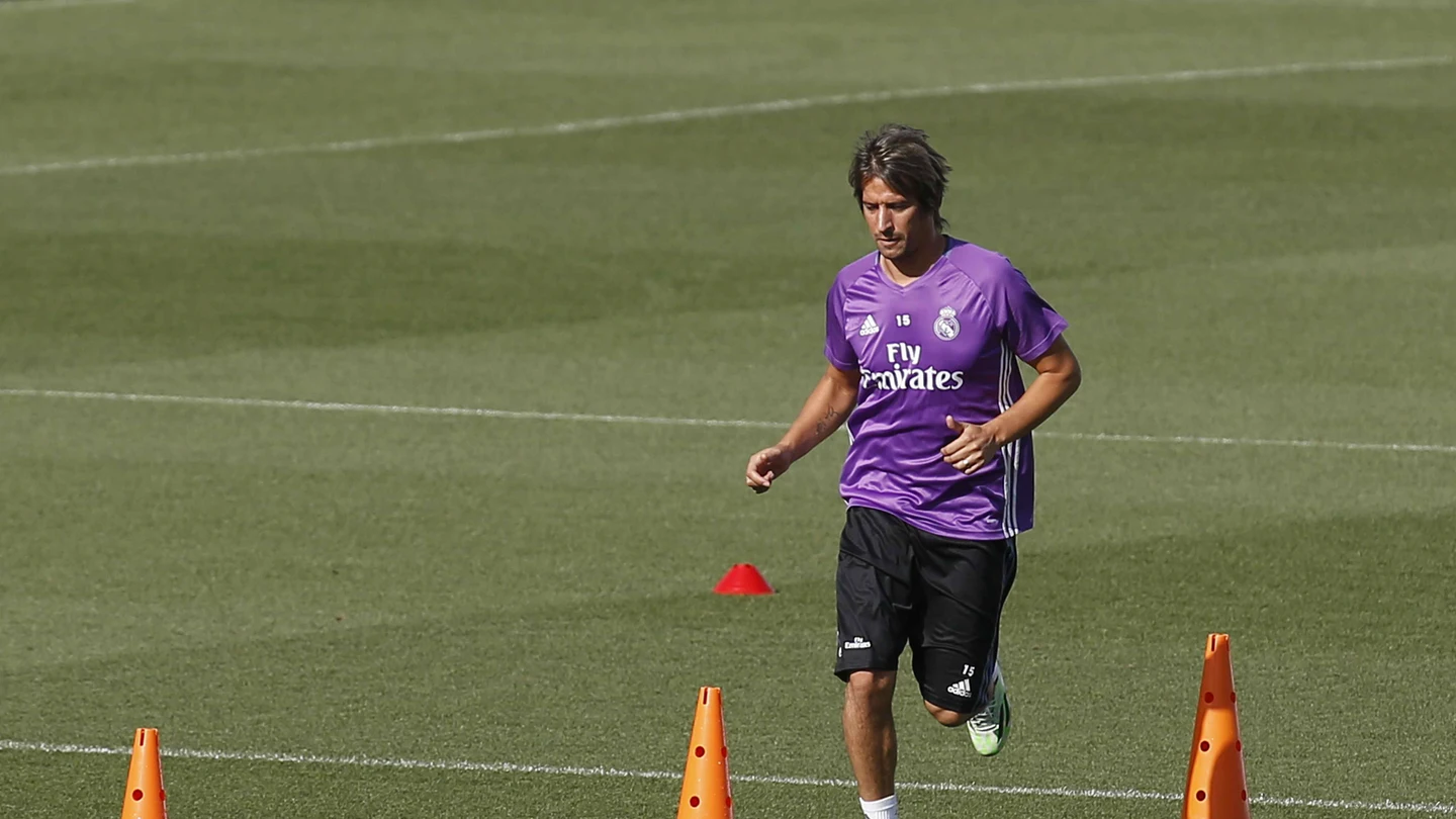 Coentrao, durante un entrenamiento en Valdebebas (Archivo) Coentrao, durante un entrenamiento en Valdebebas (Archivo)