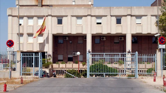 Fachada del CIE de Murcia Fachada del CIE de Murcia