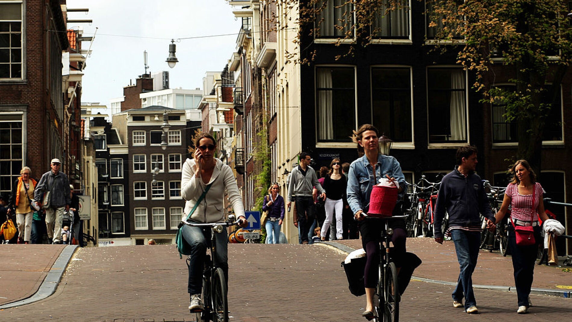 Bicicletas por Amsterdam