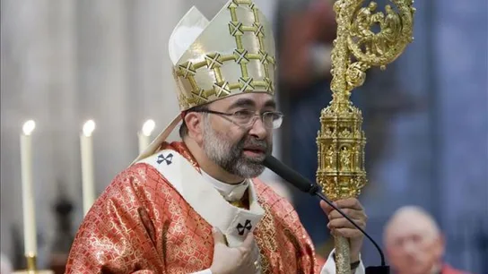 El arzobispo de Oviedo, Jesús Sanz El arzobispo de Oviedo, Jesús Sanz