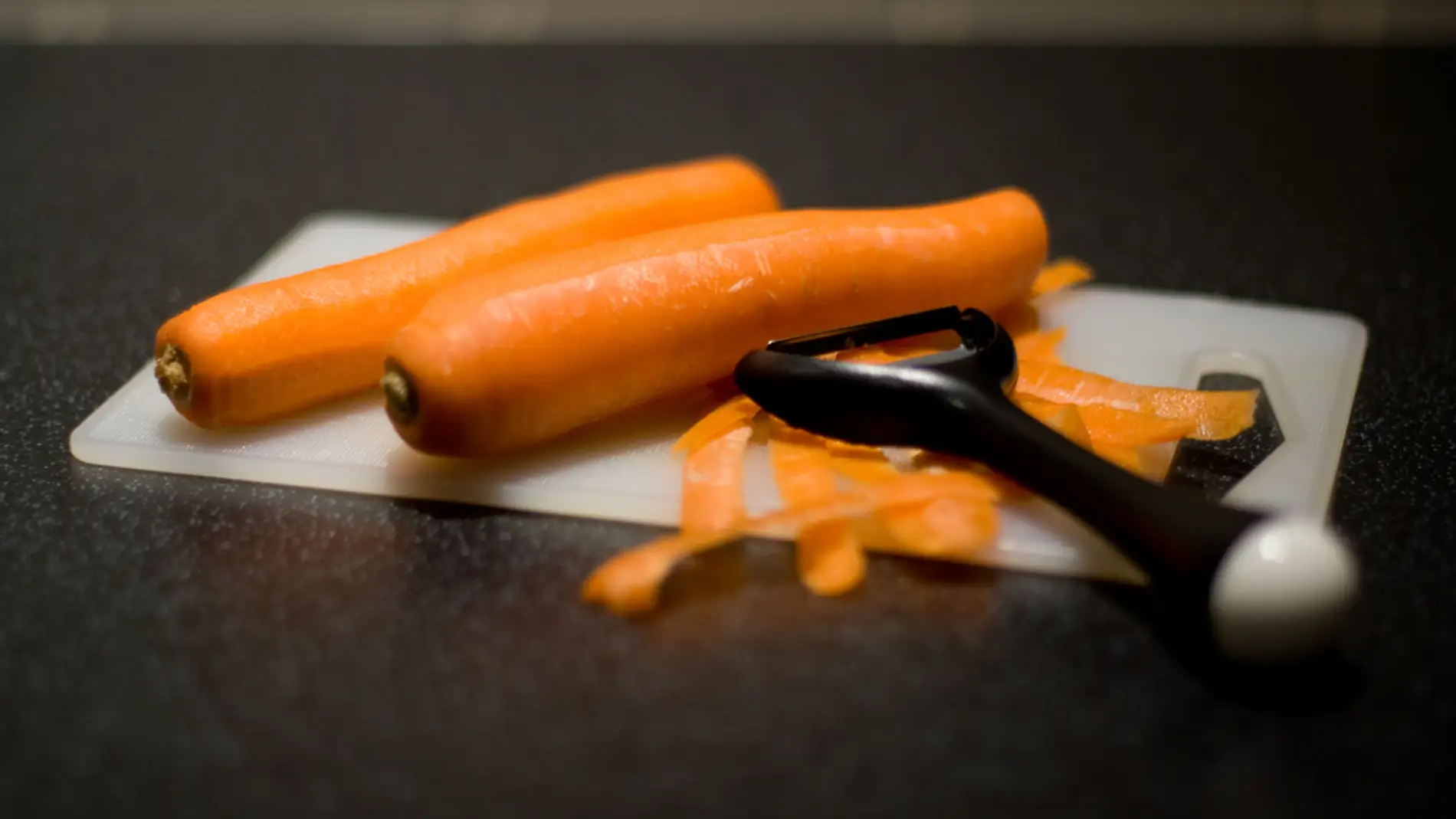 Zanahorias para ser cortadas