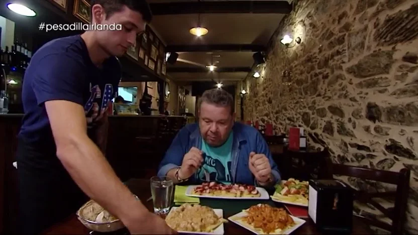 Frame 4.4485 de: Alberto Chicote no se queda con hambre en el Irlanda: "Me queréis matar… ¡Vaya raciones! Ni que Galicia fuese una tierra de trolls"