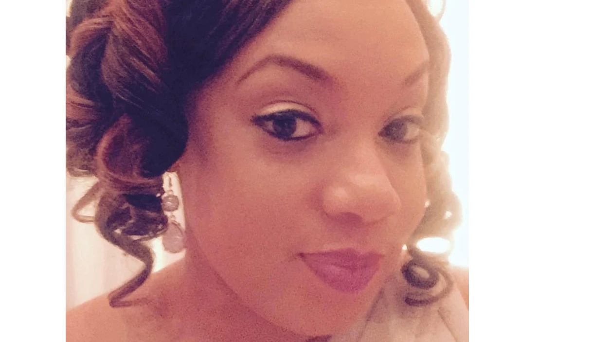 Tamika Cross, la mujer que ha denunciado discriminación racial en un vuelo