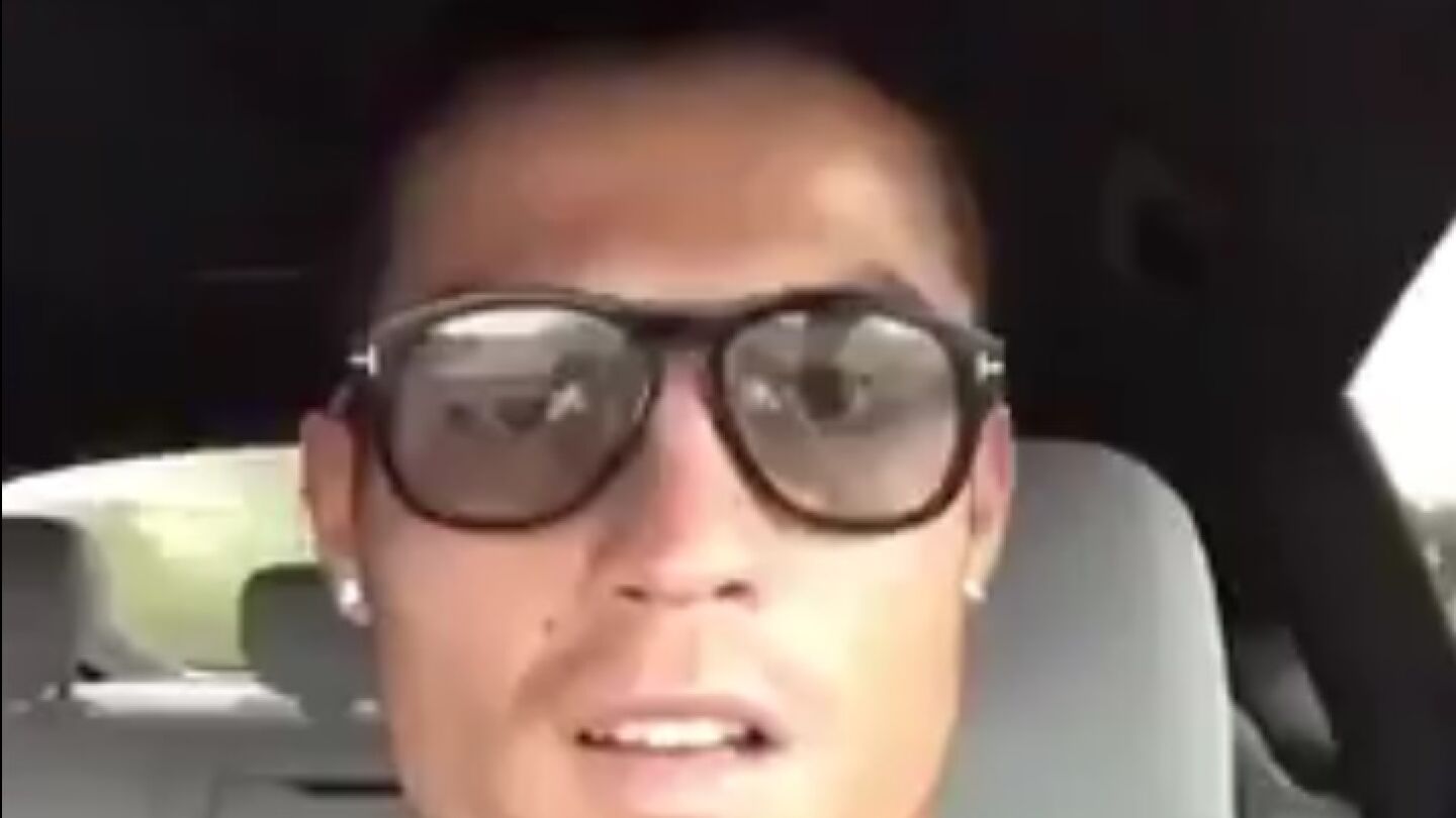 Cristiano Ronaldo presume de ch&oacute;fer en instagram