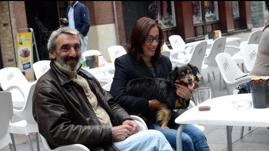 Trasgu con Josín y su nueva dueña Trasgu con Josín y su nueva dueña