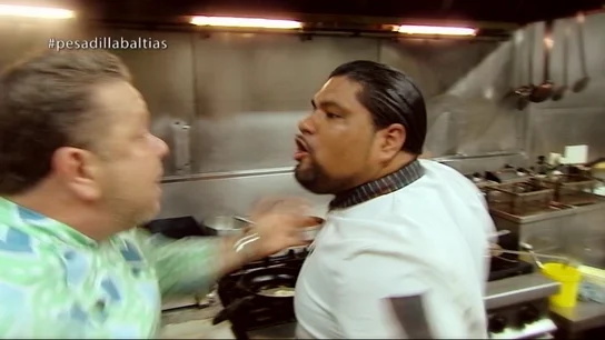 Ronal y Chicote, los protagonistas de uno de los peores enfrentamientos en Pesadilla en la cocina: ¡No me toques, coño! Ronal y Chicote, los protagonistas de uno de los peores enfrentamientos en Pesadilla en la cocina: ¡No me toques, coño!