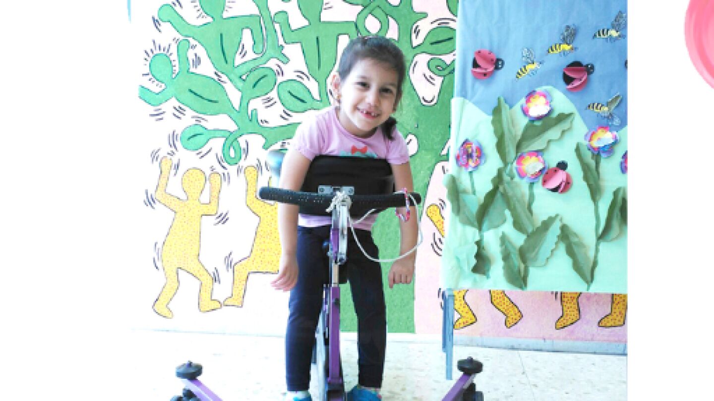 Nahir, la ni&ntilde;a de cinco a&ntilde;os cuyos padres no pueden permitirse costear el tratamiento que necesita