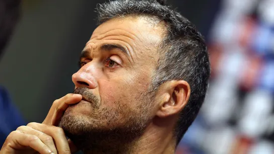 Luis Enrique, pensativo durante la rueda de prensa Luis Enrique, pensativo durante la rueda de prensa