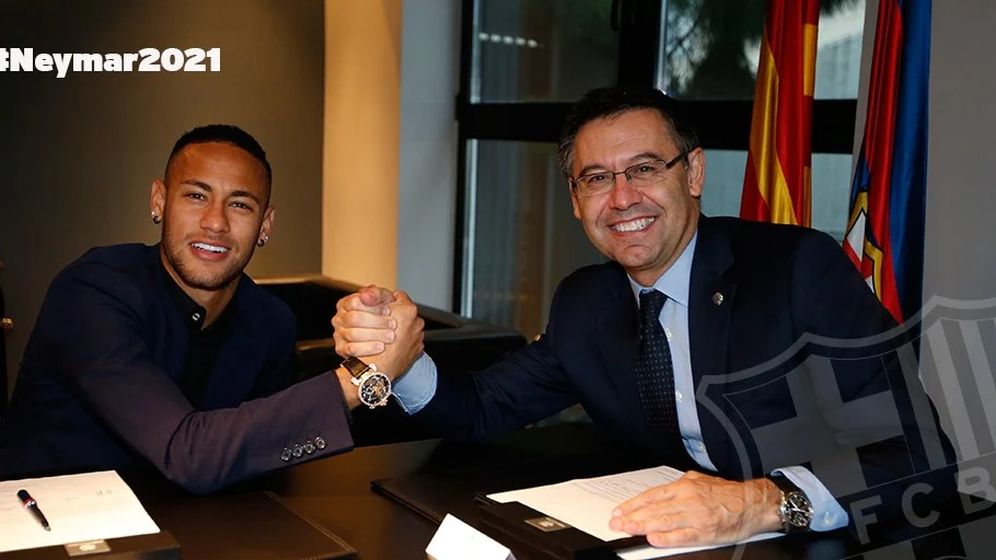 Neymar y Bartomeu certifican la renovación del brasileño hasta 2021 Neymar y Bartomeu certifican la renovación del brasileño hasta 2021