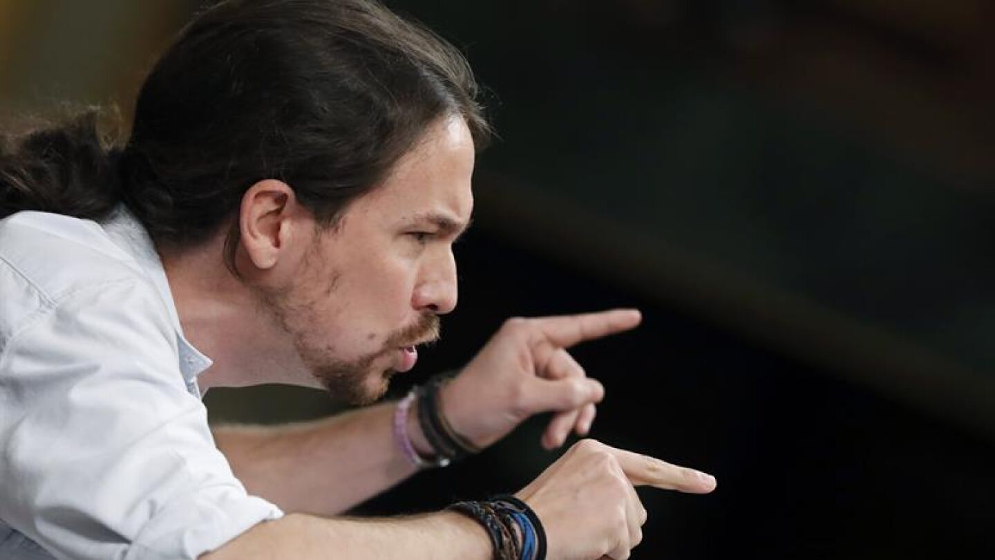 Pablo Iglesias durante la sesi&oacute;n de investidura