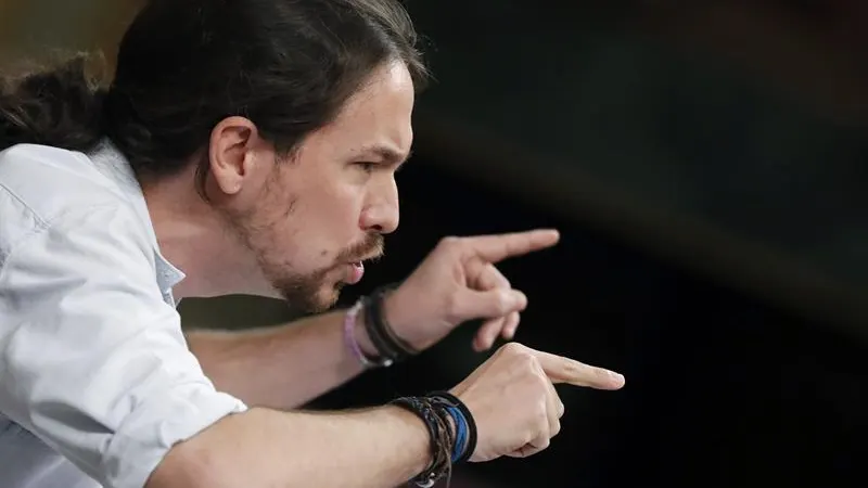 Pablo Iglesias durante la sesión de investidura Pablo Iglesias durante la sesión de investidura