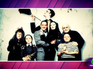 Frame 34.209556 de: Los colaboradores de Zapeando se disfrazarán de La familia Addams para celebrar Halloween Frame 34.209556 de: Los colaboradores de Zapeando se disfrazarán de La familia Addams para celebrar Halloween