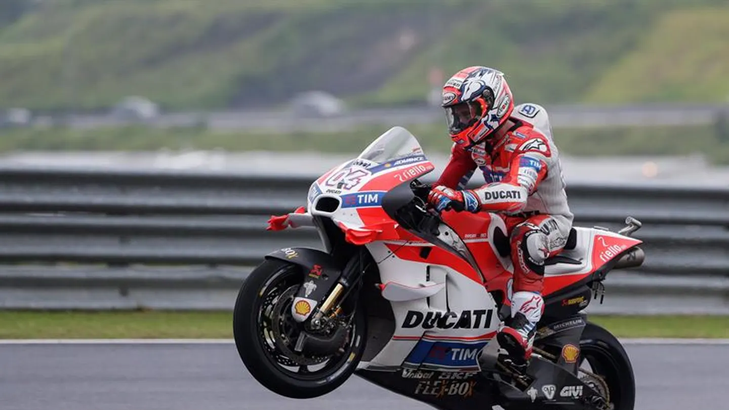Dovizioso logra su primera victoria con Ducati y la segunda en MotoGP Dovizioso logra su primera victoria con Ducati y la segunda en MotoGP
