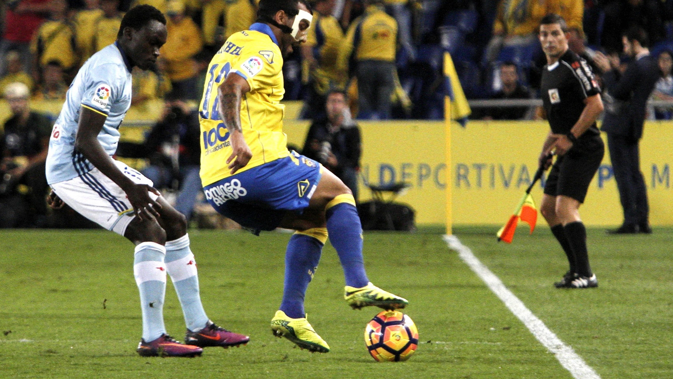 Momento del encuentro entre Las Palmas y Celta