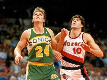 Fernando Martín, primer español en debutar en la NBA Fernando Martín, primer español en debutar en la NBA