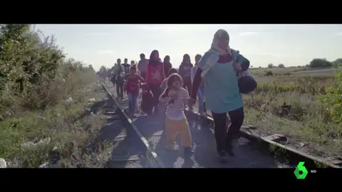 Frame 45.729852 de: Una oportunidad que no siempre llega: un documental pone cara al drama de los refugiados Frame 45.729852 de: Una oportunidad que no siempre llega: un documental pone cara al drama de los refugiados