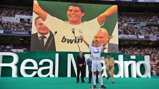 Cristiano Ronaldo, el día de su presentación como jugador del Real Madrid Cristiano Ronaldo, el día de su presentación como jugador del Real Madrid
