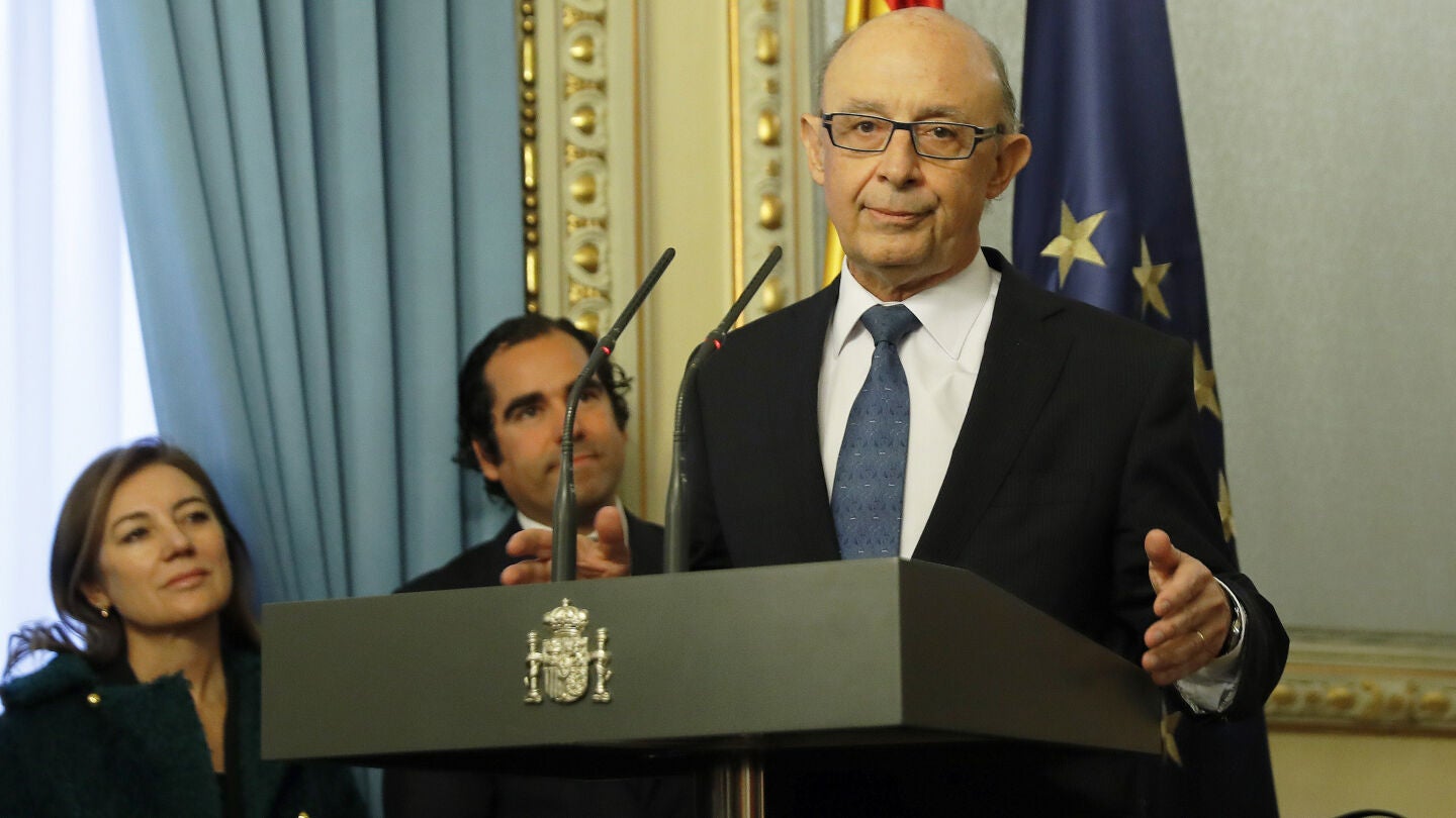 El ministro de Hacienda y Funci&oacute;n P&uacute;blica, Crist&oacute;bal Montoro, durante su intervenci&oacute;n