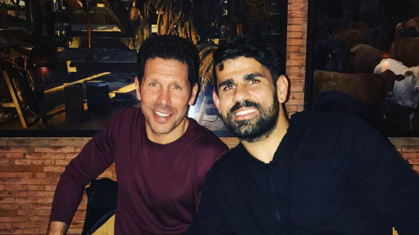 Simeone y Diego Costa, cenando en un restaurante de Madrid