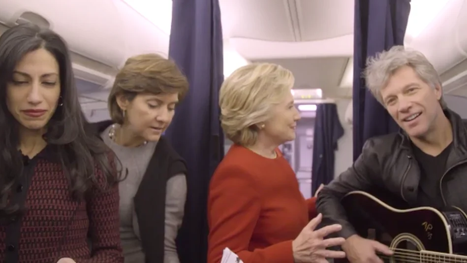 Hillary Clinton y Bon Jovi se animan con el #MannequinChallenge Hillary Clinton y Bon Jovi se animan con el #MannequinChallenge