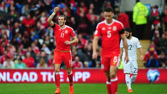 Gareth Bale celebra un gol con Gales Gareth Bale celebra un gol con Gales
