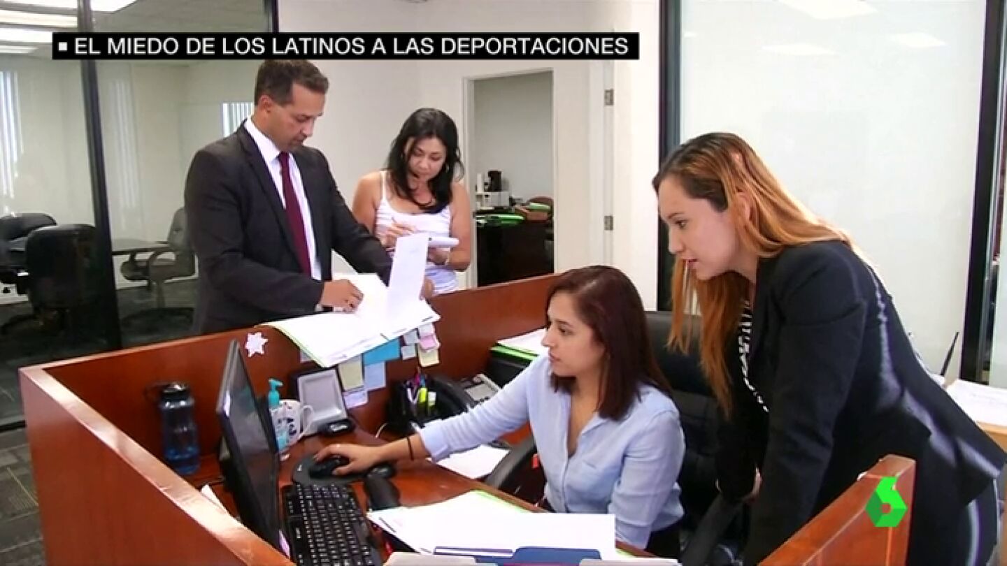 Frame 41.486052 de: miedo latinos