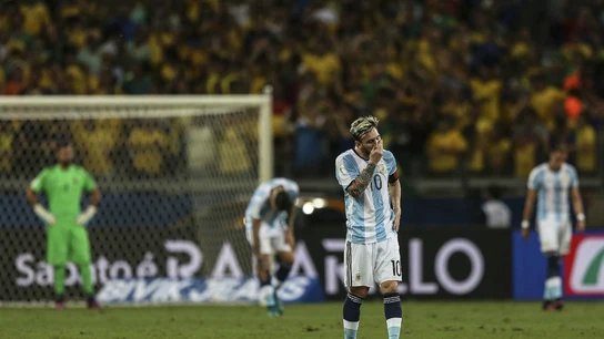 Messi, cabizbajo Messi, cabizbajo