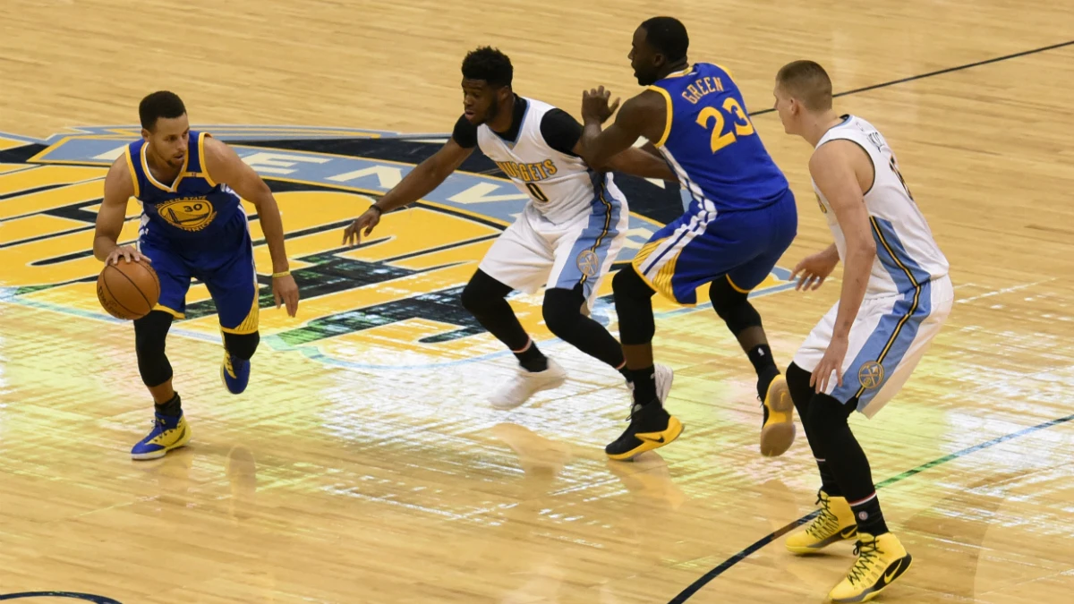 Los Warriors, contra los Nuggets