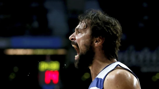 Sergio Llull celebra una canasta con el Real Madrid Sergio Llull celebra una canasta con el Real Madrid
