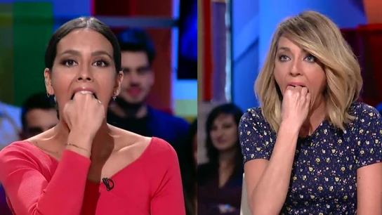 Cristina Pedroche y Anna Simon se meten el puño en la boca Cristina Pedroche y Anna Simon se meten el puño en la boca
