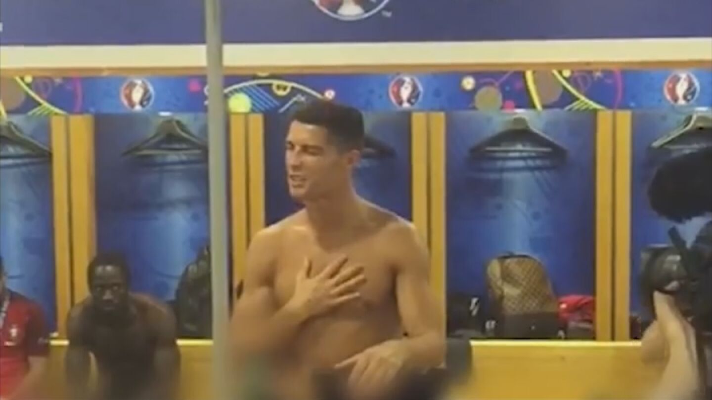 Cristiano, emocionado en su charla en Francia