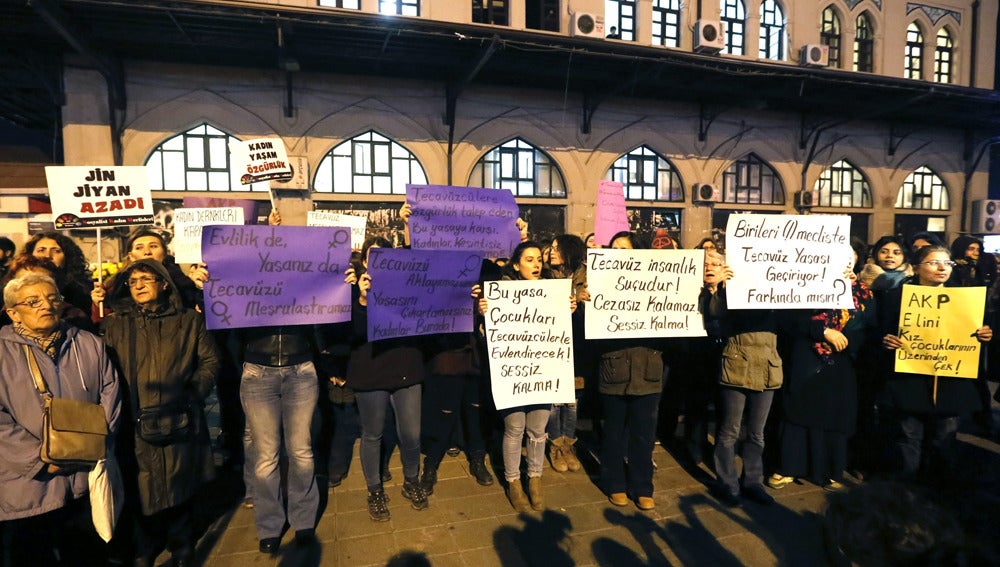 Protestas en Turquía contra la violencia machista