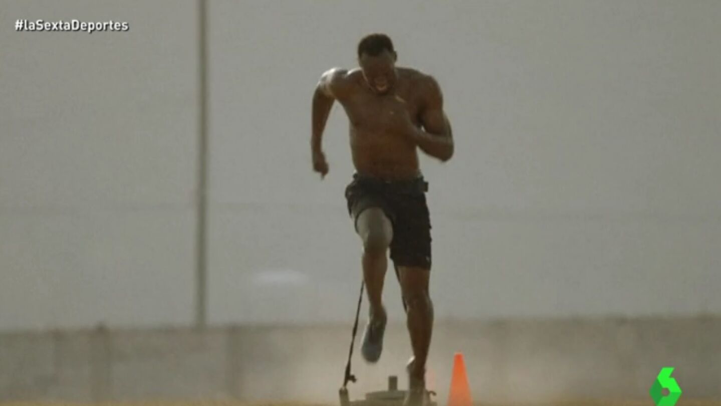 Usain Bolt en uno de sus duros entrenamientos 
