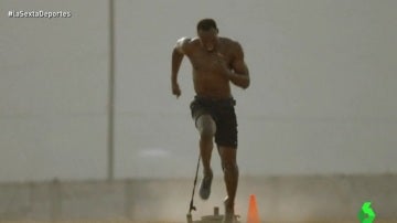 Usain Bolt en uno de sus duros entrenamientos 