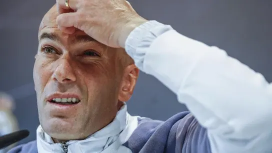 Zidane, en rueda de prensa Zidane, en rueda de prensa