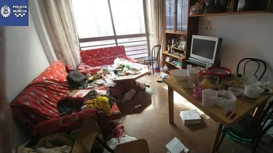 Estado de la vivienda en la que dos menores llevaban un mes viviendo Estado de la vivienda en la que dos menores llevaban un mes viviendo