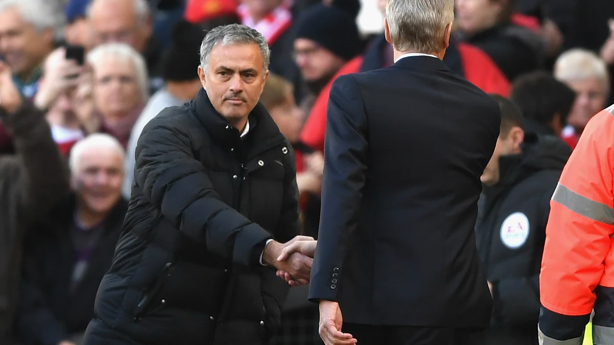 Mourinho saluda a Wenger