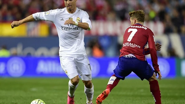Cristiano y Griezmann, en un derbi